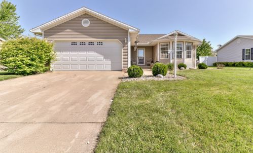 500 Northgate Dr, Saint Joseph, IL 61873-8200
