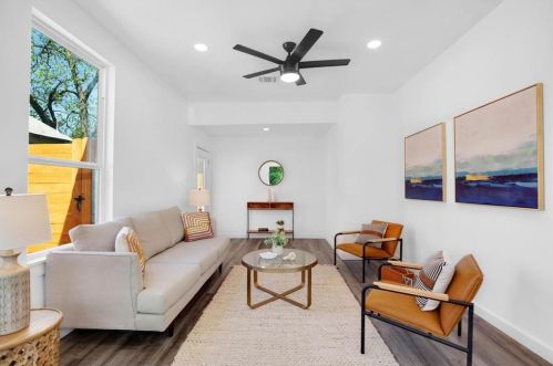 3104 Th, Austin TX  78702-1402 exterior