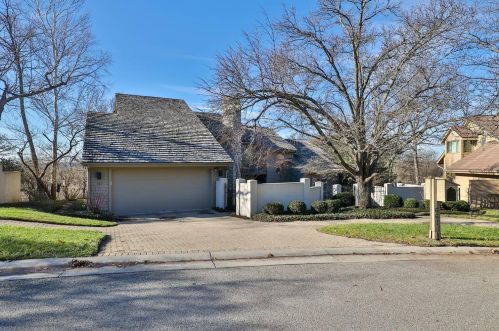 661 Chardonnay Rdg, Cincinnati, OH 45226-1732