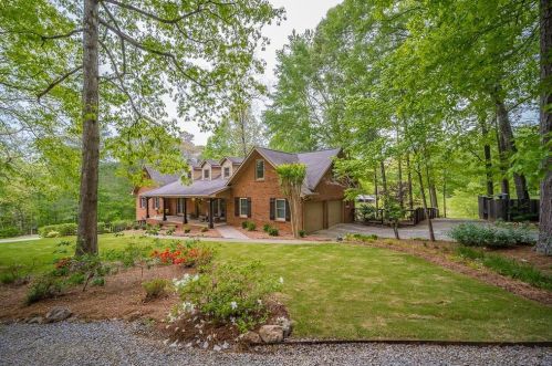 367 Hasty Trl, Holly Springs, GA 30115-5830