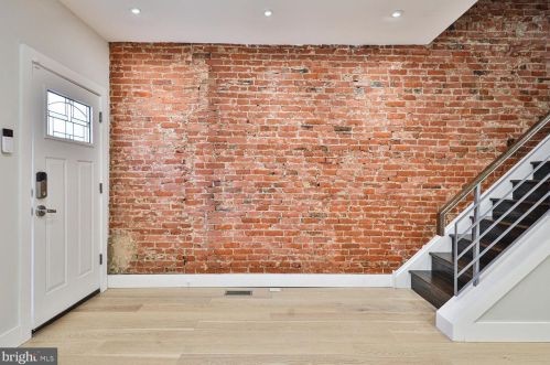 1614 28th St, Philadelphia, PA 19145-1202