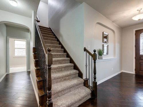 8753 Running River Ln, Fort Worth TX  76131-3373 exterior