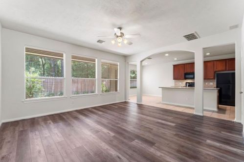 62 Twinvale Loop, Conroe TX  77384-5084 exterior