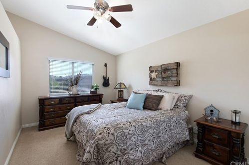 11109 Middleborough Rd, Riverside CA  92503-5814 exterior