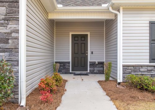 95 High Pass, Newnan, GA 30263-8206