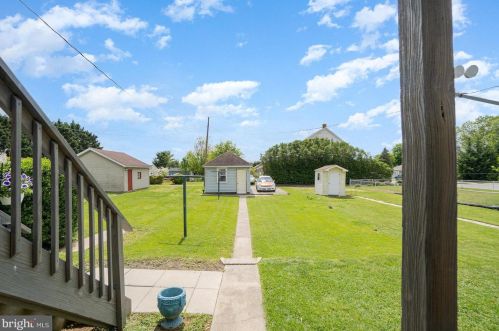 294 St, Hanover PA 17331-2320 exterior