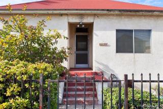 1129 Harvard Blvd, Los Angeles CA  90006-2415 exterior