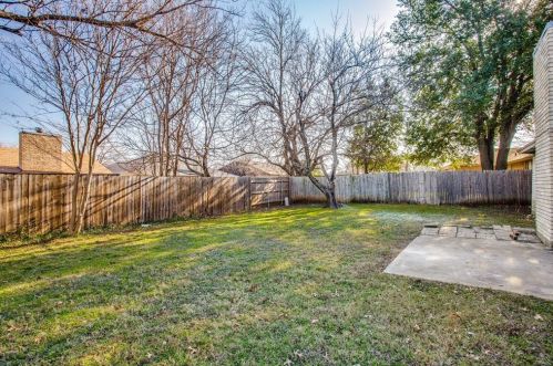 3912 Anewby Way, Fort Worth TX  76133-6860 exterior