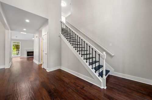 4000 Amberley Ln, Marietta, GA 30062-5834