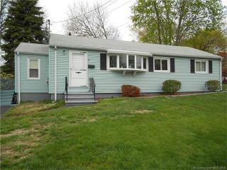 5 Deerwood Ave, Milford, CT 06460-5324