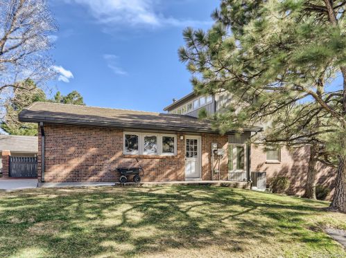 24 Beacon Hill Ln, Englewood CO  80111-5244 exterior