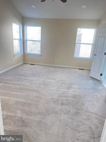 2501 James Madison Cir, Herndon VA  20171-4477 exterior