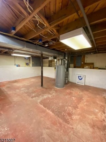 73 Lawrence Dr, Hackettstown NJ  07840-2525 exterior