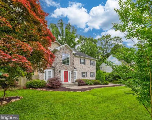 7811 Ridgewood Dr, Annandale, VA 22003-1431