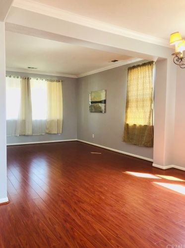 220 Daylily Dr, Perris, CA 92571-3044