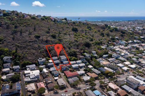 1715-B 10 Ave, Honolulu HI  exterior