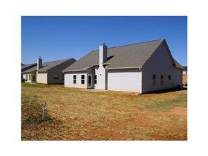 389 Pinnacle Dr, Winder, GA 30680-8552