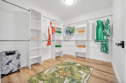 669 22nd Ave, Honolulu HI  96816-7012 exterior