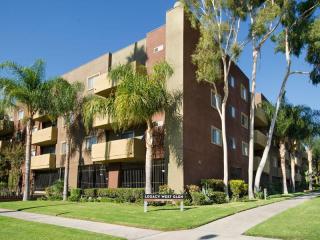 1151 Sonora Ave, Glendale CA  91201-3101 exterior