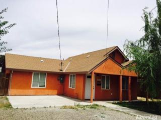 351 Bernell Ave, Turlock, CA 95380-5803