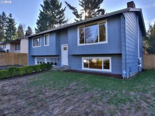 14910 Woodward St, Portland, OR 97236-2361