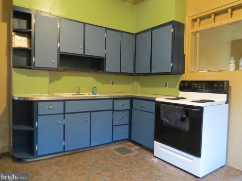 537 Lincoln Ave, Belleplain, NJ 08270-2012