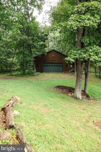357 Lyle House Rd, Mathias, WV 26812