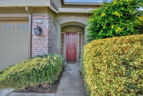 1012 Stillspring Ct, Vacaville, CA 95687-7704