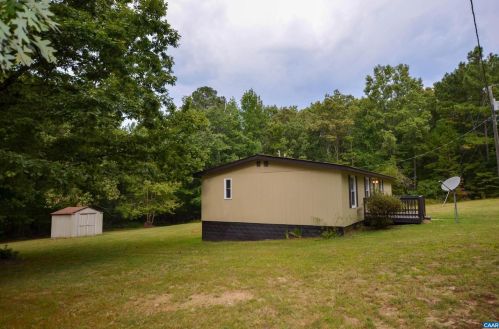350 Lone Oak Rd, Bybee, VA 22963-5318