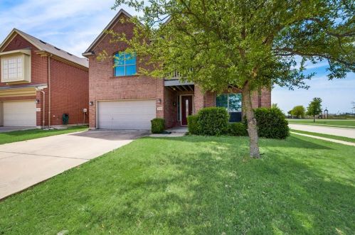 1500 Grassy View Dr, Fort Worth TX  76177-7550 exterior