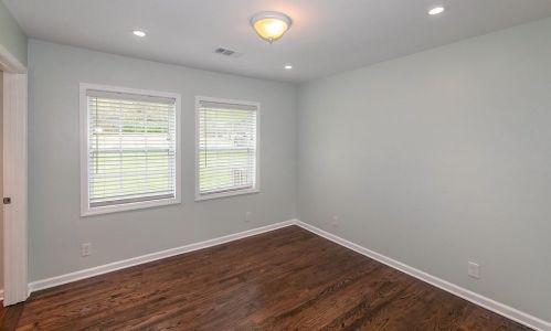 2829 Horse Shoe Dr, Atlanta GA  30316-4219 exterior