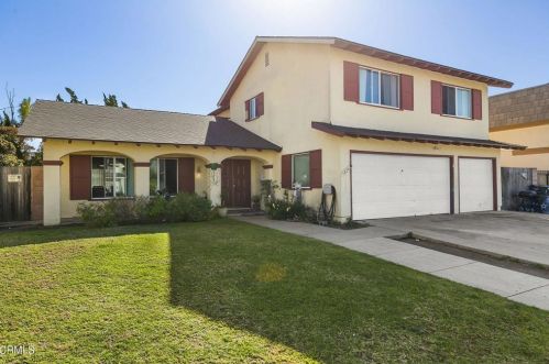 1224 Lawrence Way, Oxnard, CA 93035-2526