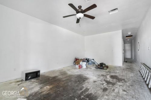 862 Mitchell St, Atlanta GA  30303-3550 exterior
