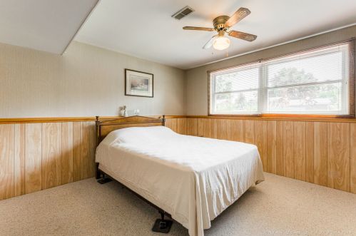 452 Aztec Dr, Carol Stream IL  60188-1586 exterior