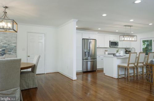 2405 Blue Valley Dr, Silver Spring MD 20904-5206 exterior