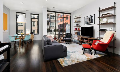27 Aberdeen St, Chicago, IL 60607-2523