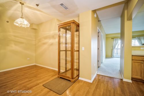 440 Mahogany Ct, Palatine, IL 60067-4992