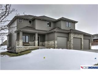 19404 Ruggles Cir, Omaha, NE 68022-5192