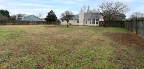 2738 Rosebud Ct, Hampton, GA 30228-1678