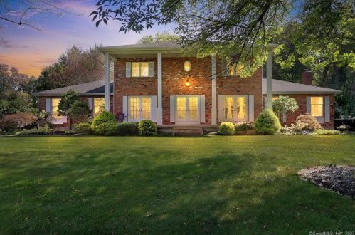 23 Gorski Dr, Wapping, CT 06074-2467