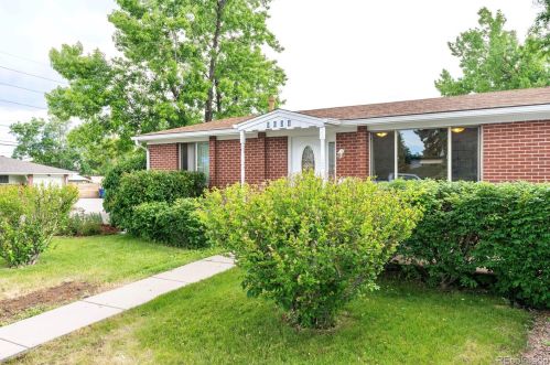 9604 53rd Ave, Arvada, CO 80002-3232