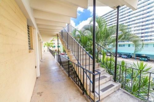 1909 Kahakai Dr, Honolulu HI  exterior
