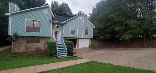 410 Collett Ave, Mableton, GA 30126-3614