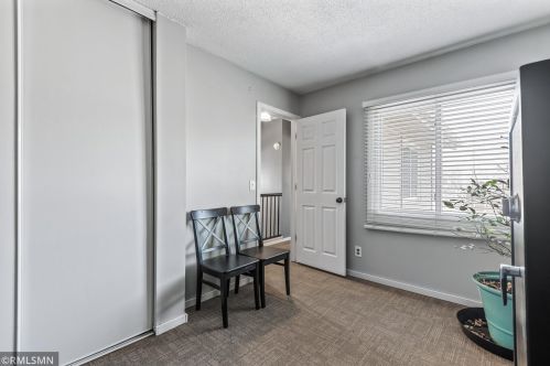 1056 Carmel Ct, Saint Paul MN  55126-5877 exterior