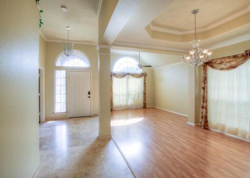 4025 Randall Ln, Carrollton TX  75007-1095 exterior