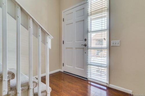 8037 Phillips Cir, Englewood, CO 80112-3232