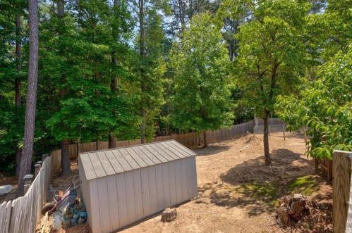 1832 Millstone Mnr, Conyers GA  30013-1354 exterior