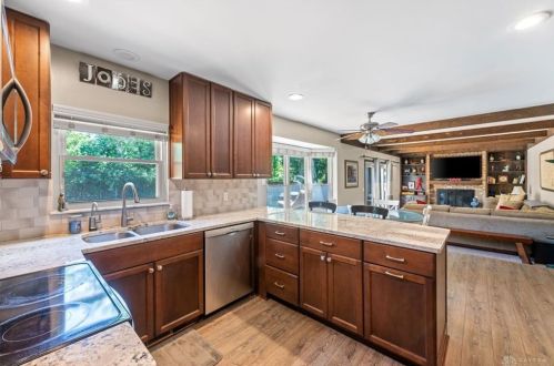 4958 Caraway Dr, Cincinnati OH  45244-1206 exterior