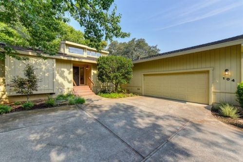 104 Winding Canyon Ln, Folsom, CA 95630-5001