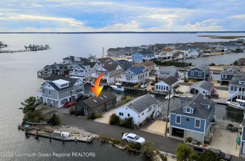 3317 Teal Ln, Lavallette, NJ 08735-1121